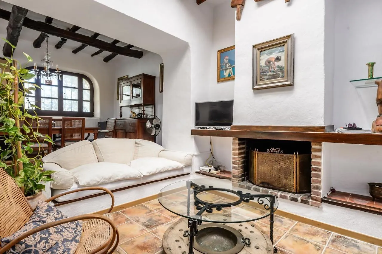 Villa Can Sarrio Sant Carles de Peralta