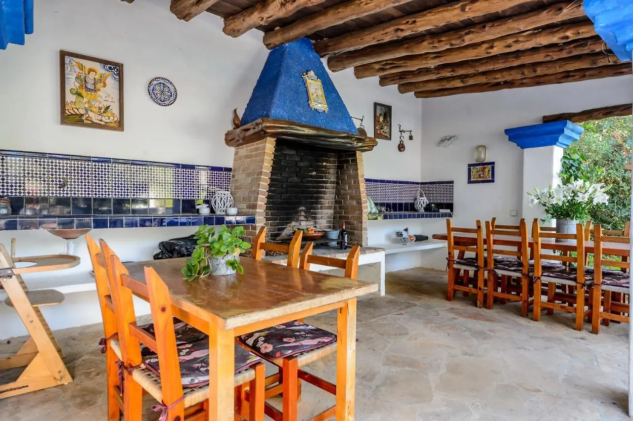 Villa Can Sarrio Sant Carles de Peralta